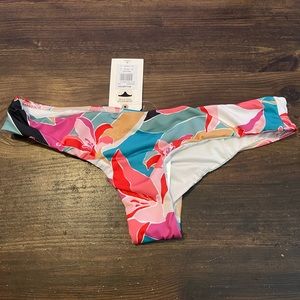 Billabong bikini bottoms